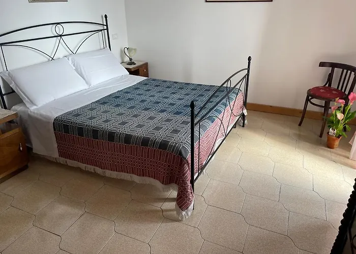 מלון דירות Belvedere 3*